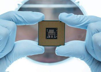 رقاقة تسرع الاكتشافات العلمية 1000 مرة ! | Tech Gigz - تيك كيكز