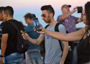 يمكنك قياس ضغط الدم عن طريق التقاط السيلفي ! | Tech Gigz - تيك كيكز