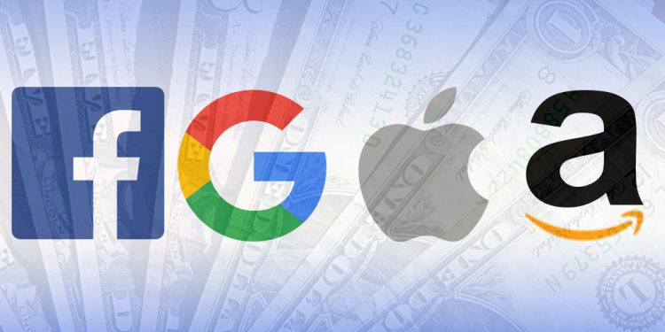 لماذا تتجسس عليك الشركات التقنية ؟ وبماذا ستستفاد من بياناتك ؟ | Tech Gigz - تيك كيكز