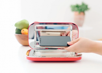 فيروس كورونا.. هكذا تقوم بتعقيم هاتفك للوقاية منه! | Tech Gigz - تيك كيكز