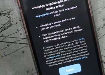 ماذا يعني تحديث سياسة “واتساب” بالنسبة للمستخدمين؟